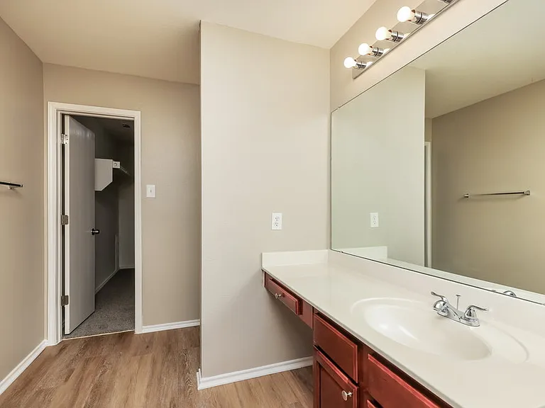 1148 Tomahawk Dr — Photo 12