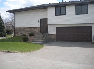 659 E 143rd St, Burnsville, MN 55337