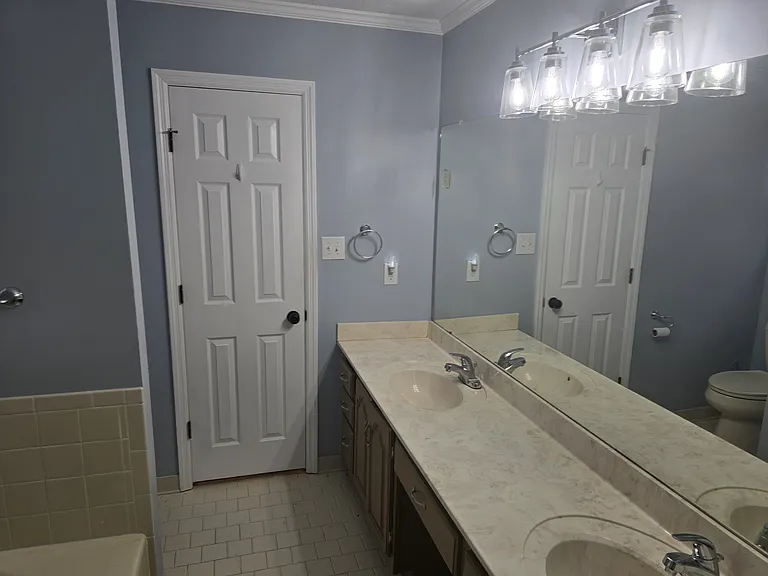 1008 Cedarwood Dr SW — Photo 10