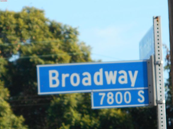 5th image of 7803 Broadway Ave