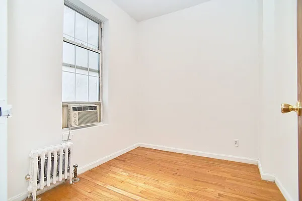 Rented by REAL New York | media 15