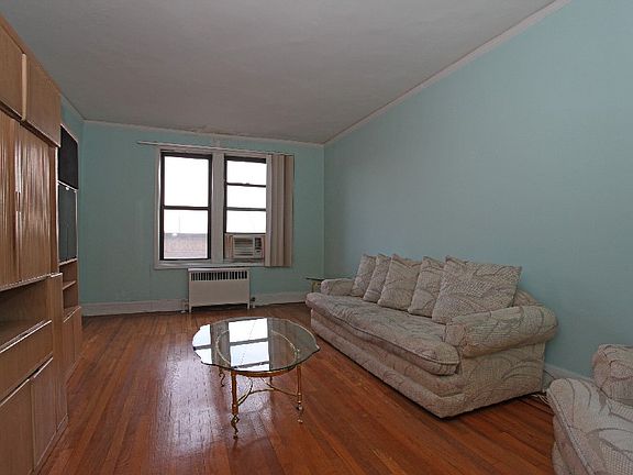 3rd image of 3875 Waldo Ave APT 7M