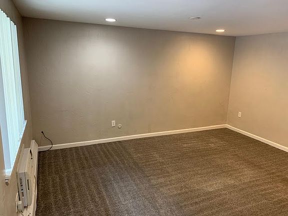 3rd image of 1431 Pearl St APT 104