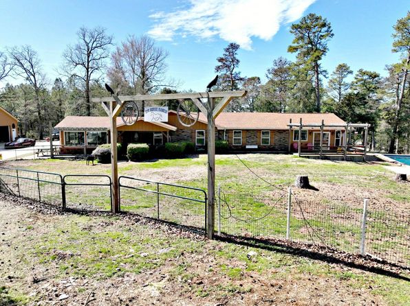 5891 E Highway 28, Parks, AR 72950