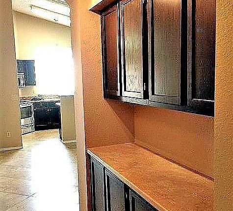 3720 N CRYSTAL HALL CABINETS