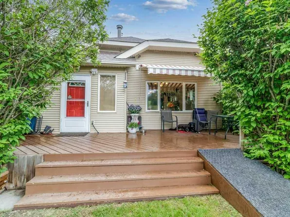 35321 W Range Road 242, Red Deer County, AB T0M 0Y0
