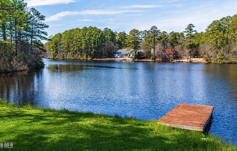 1st image of 305 Lakewood Drive