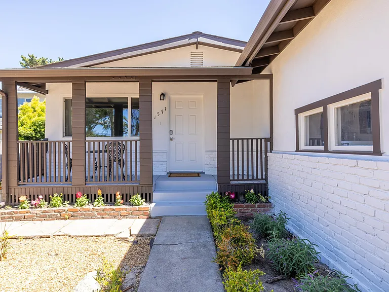 1571 David Ave — Photo 27