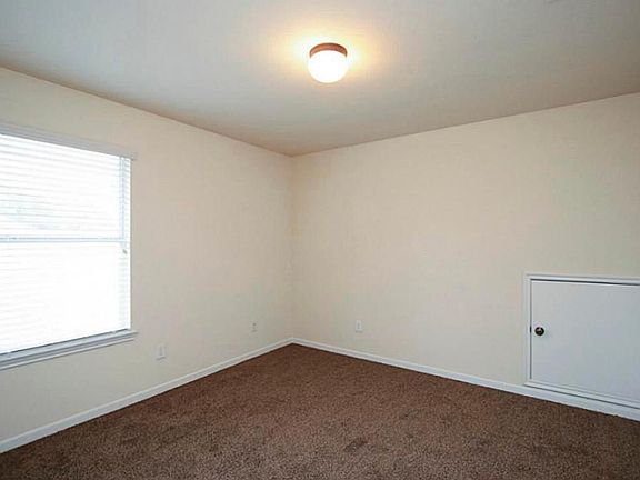 3rd image of 13235 Heather Falls Dr