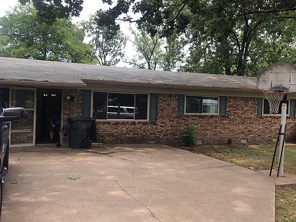 4th image of 318 Northshore Dr
