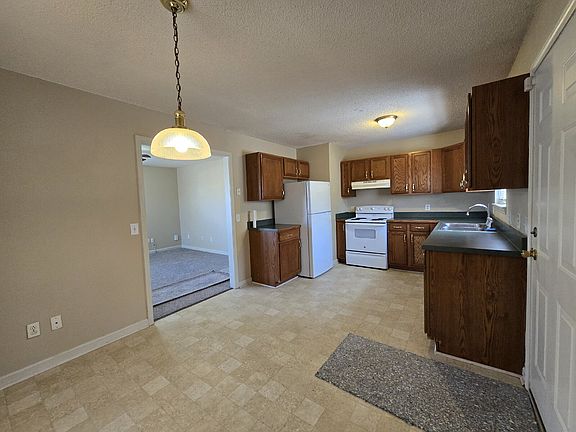 5th image of 1007 Walnut Dr