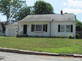 20 Archer St, Bellingham, MA 02019