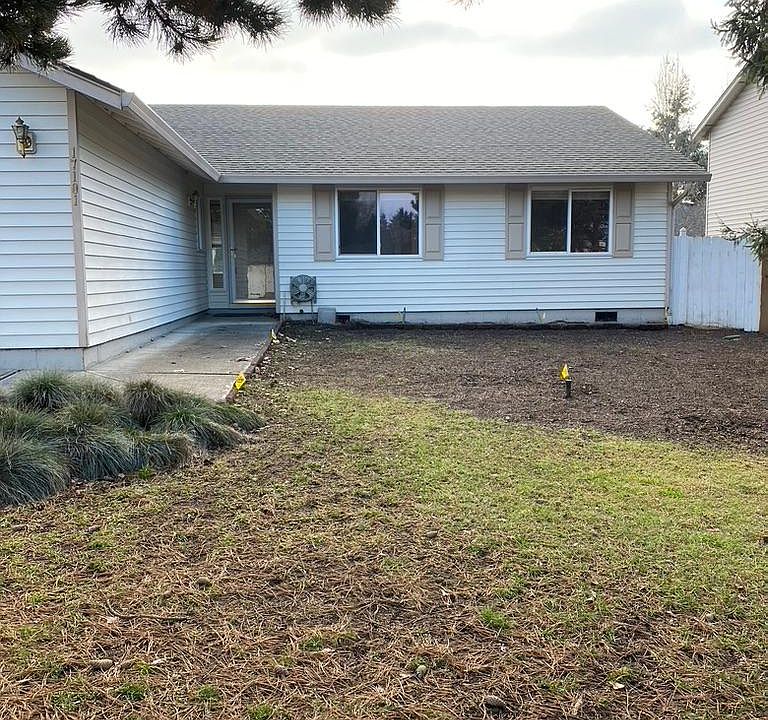 1st image of 17101 NE 20th St