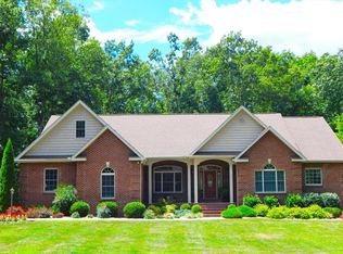 123 Ridgeline Dr, Crossville, TN 38571