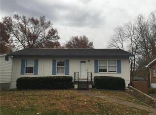 2906 Kentucky St, Louisiana, MO 63353