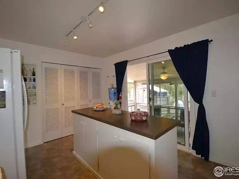433 N Roosevelt Ave — Photo 15