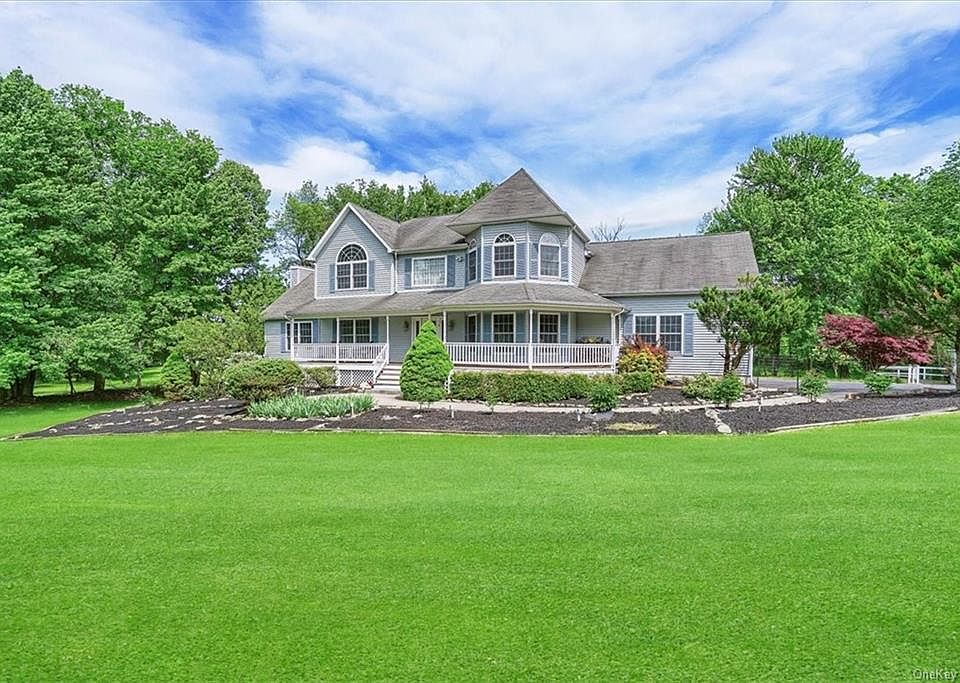1st image of 38 Feiertag Rd