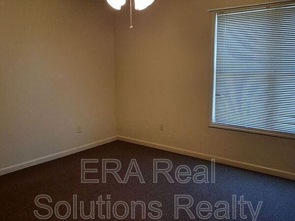 2nd image of 103 Liberty Ln #2