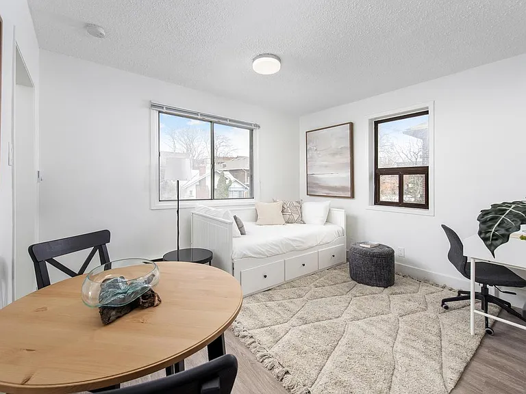 5 Glenavon Rd #B5 — Photo 8