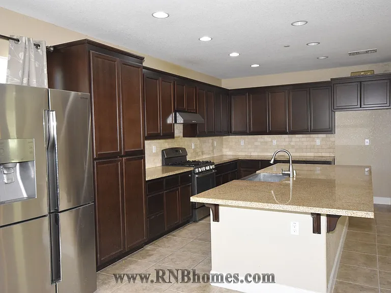 1416 Bicker Cir — Photo 5