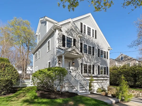 152 Charlton St, Arlington, MA 02476