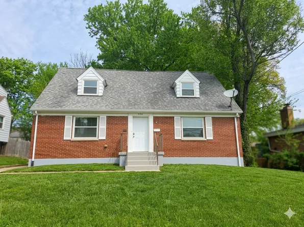 5568 Raceview Ave, Cincinnati, OH 45248