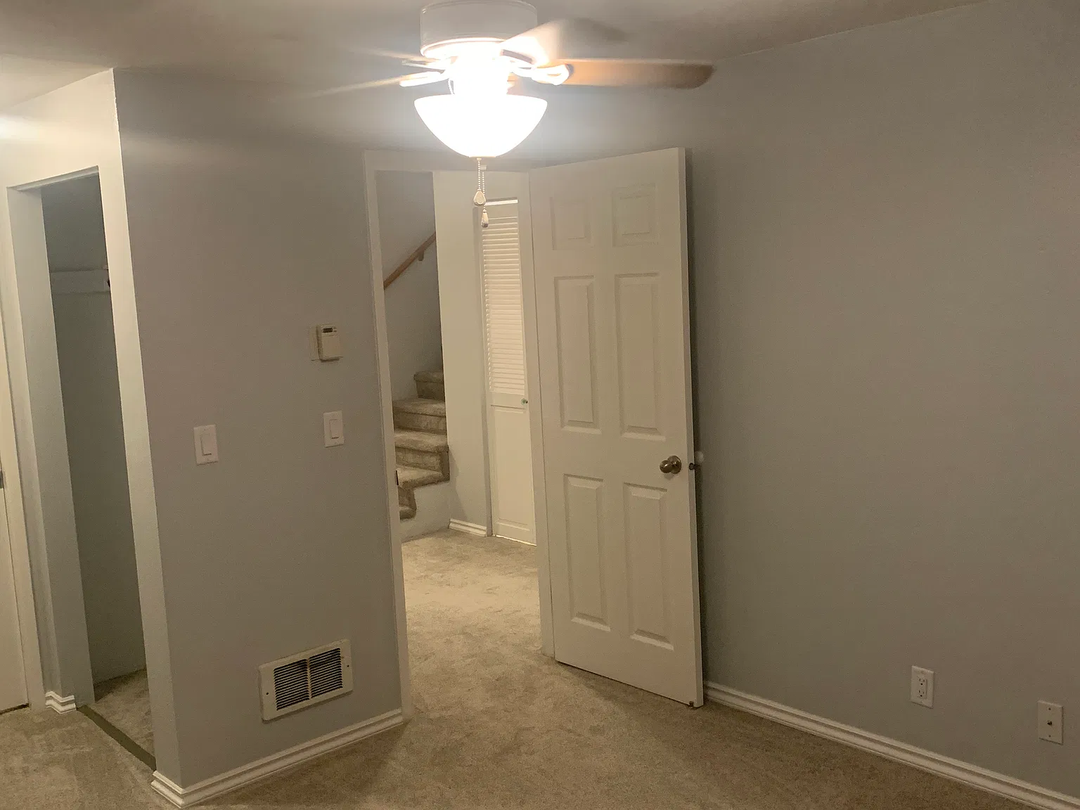 2 bed, 1.5 bath, 900 sqft, $1,895 — Photo 4