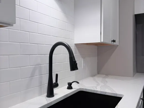 34 Bakerdale Rd, Rochester, NY 14616