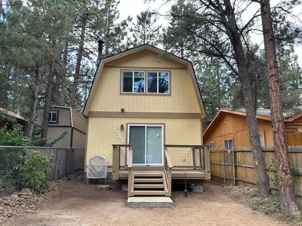 242 Cedar Ln, Sugarloaf, CA 92386