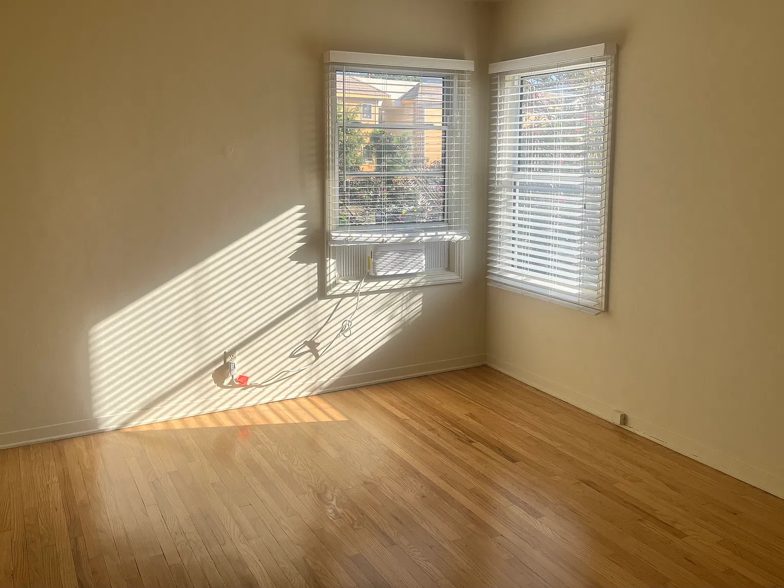 1 bed, 700 sqft, $2,050 — Photo 4