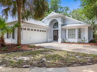 2 Point Doral Ct, Palm Coast, FL 32137