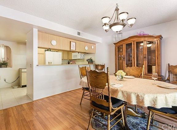 5th image of 810 S Canyon Blvd Unit C
