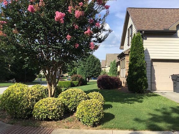 4th image of 205 Lily Cove Dr
