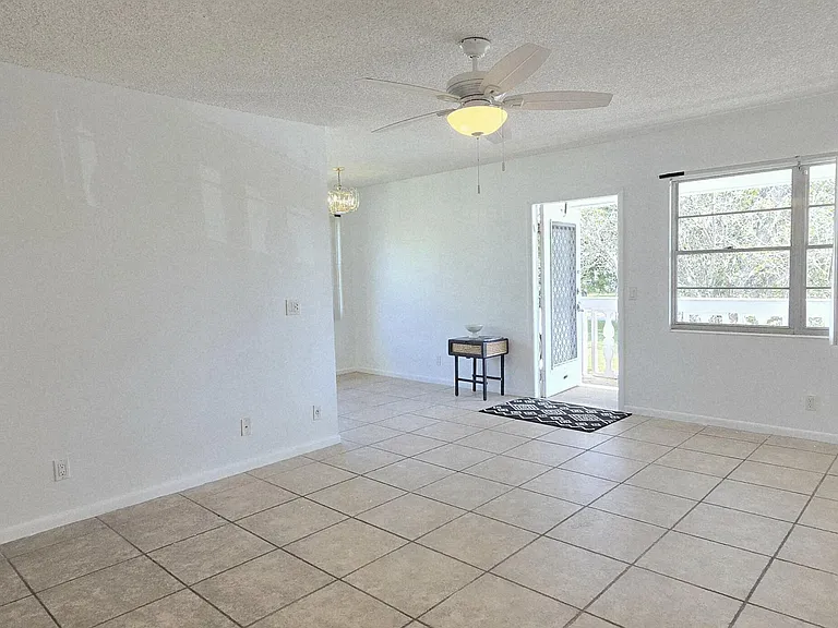 184 Tilford #I — Photo 18