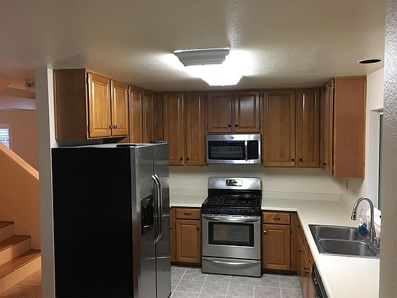 5th image of 120 Ahlstrom Cir