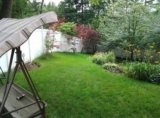 27 Ventura Cir, Nashua, NH 03062