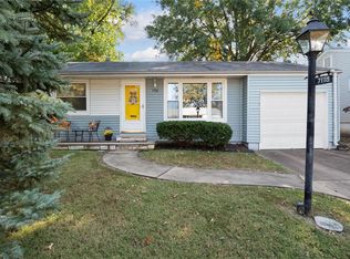 7118 General Sherman Ln, Saint Louis, MO
