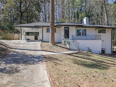 696 Kenilworth Cir, Stone Mountain, GA, 30083