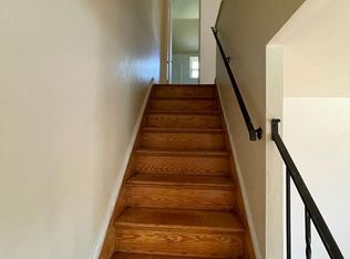 425 Elias Dr, Pittsburgh, PA 15235