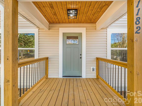 2nd image of 1182 Crabtree Rd