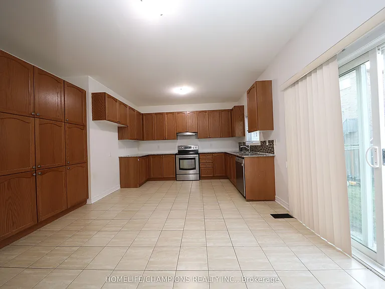 1524 Bruny Ave — Photo 4