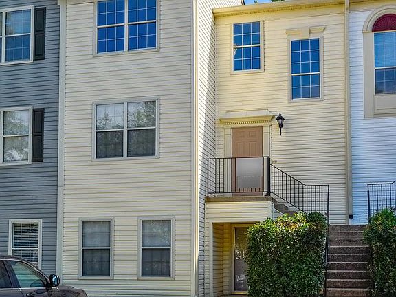 2nd image of 60 Sandstone Ct APT J