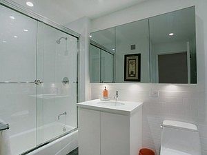 3rd image of 90 William St APT 5E
