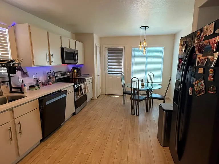 3373 W Barcelona Dr — Photo 2