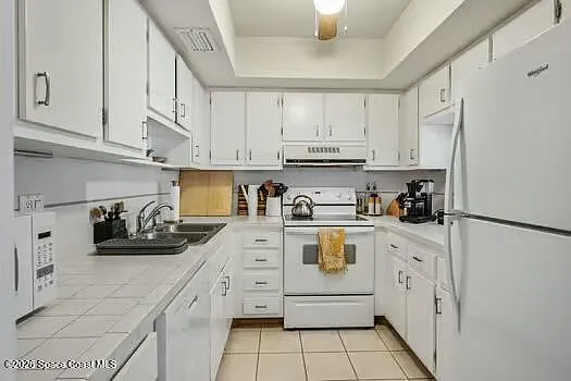 33 Cove Rd #1 — Photo 4