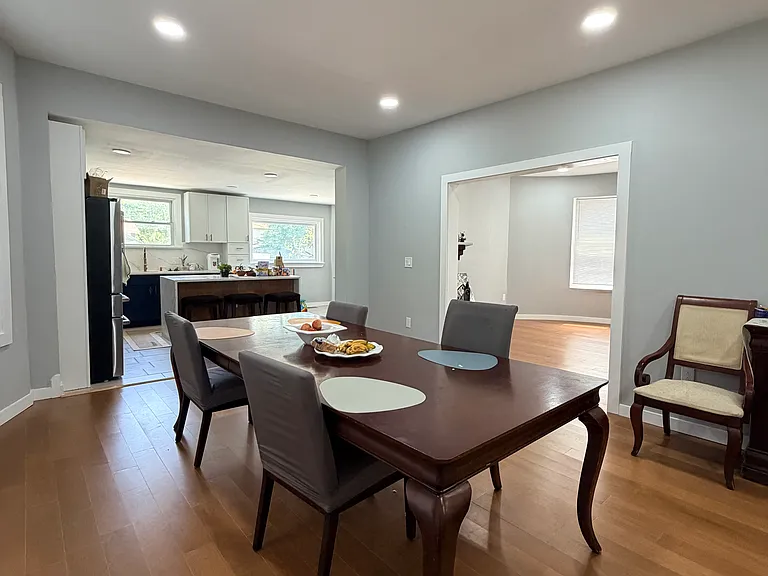 123 Bryn Mawr Ave — Photo 16