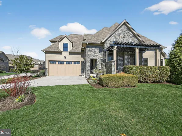 6177 Creekside Dr, Flourtown, PA 19031