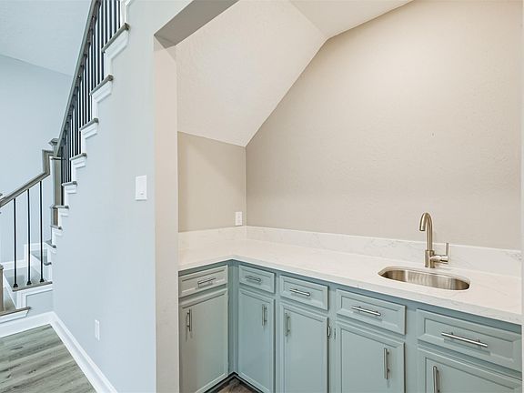 5th image of 1623 Cherry Ridge Dr