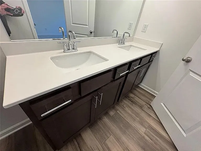 6108 Vaughnmere Way — Photo 8