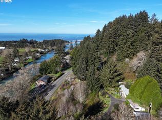 99367 Winchuck River Rd, Brookings, OR 97415